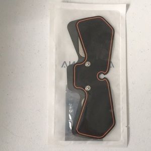 New Sealed in Package Antmona Fitness Replacement Quad Pads